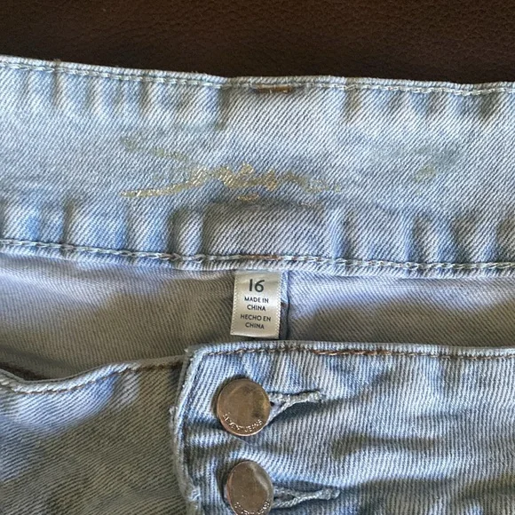 Seven7 - Picture 3 of 8